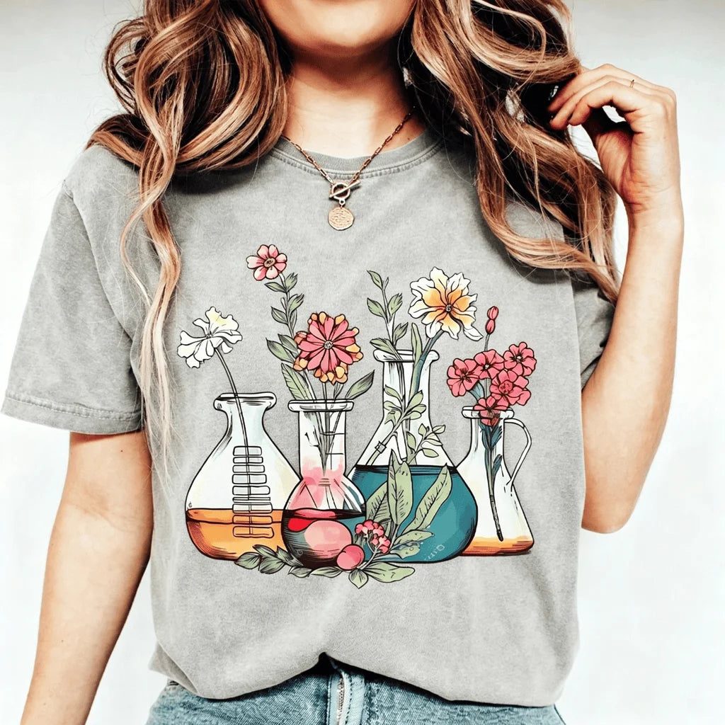Women Vintage Oversize Cotton Round Neck Shirt Laboratory Shirt Floral Beakers Chemistry Lab Scientist Gift Biology Teacher Tee
