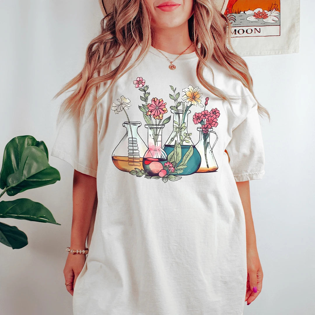 Women Vintage Oversize Cotton Round Neck Shirt Laboratory Shirt Floral Beakers Chemistry Lab Scientist Gift Biology Teacher Tee