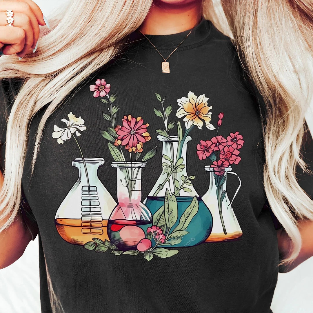 Women Vintage Oversize Cotton Round Neck Shirt Laboratory Shirt Floral Beakers Chemistry Lab Scientist Gift Biology Teacher Tee