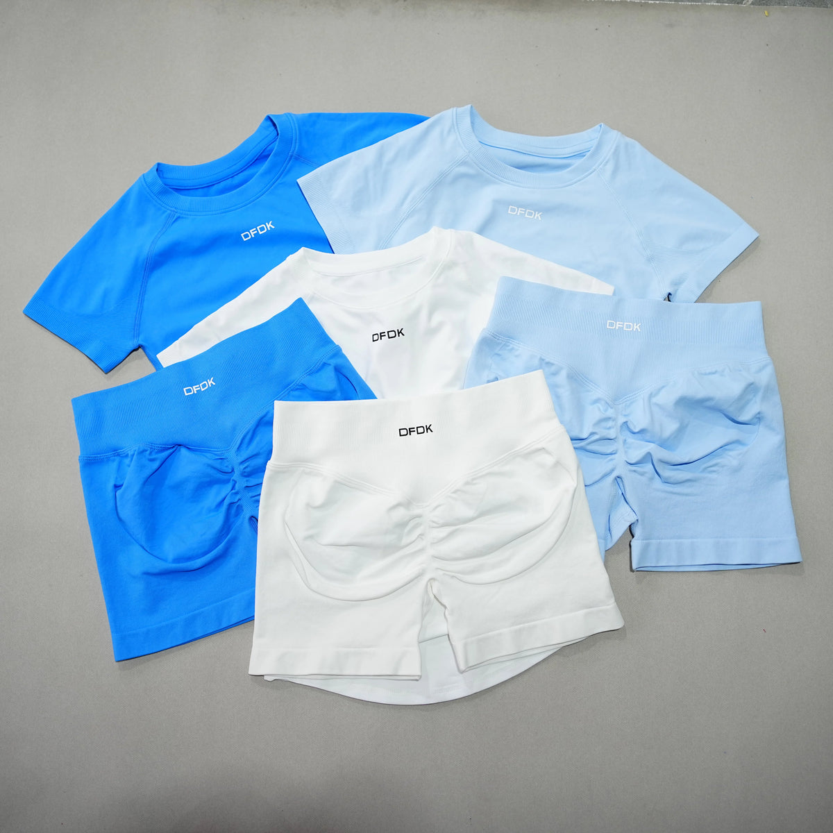 DFDK Quick Dry Breathable 2PCS Set, Seamless Short Sleeve Yoga Top, High Waist Shorts, Women Gym Running Workout Suit