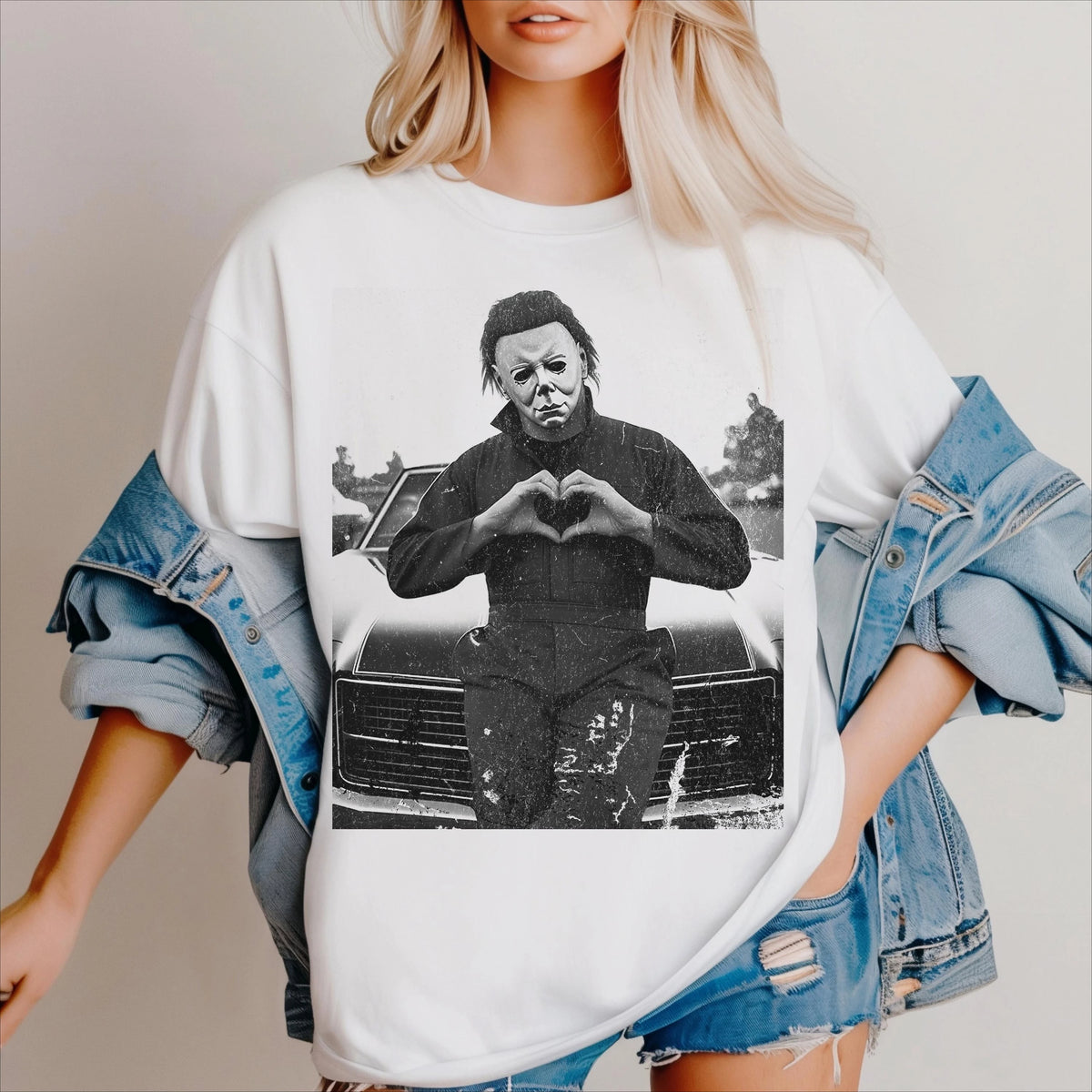 Distressed Michael Myers Heart Hands Vintage Halloween Shirt Retro Horror Movie Shirt Friday The 13th Stickers Comfort Colors