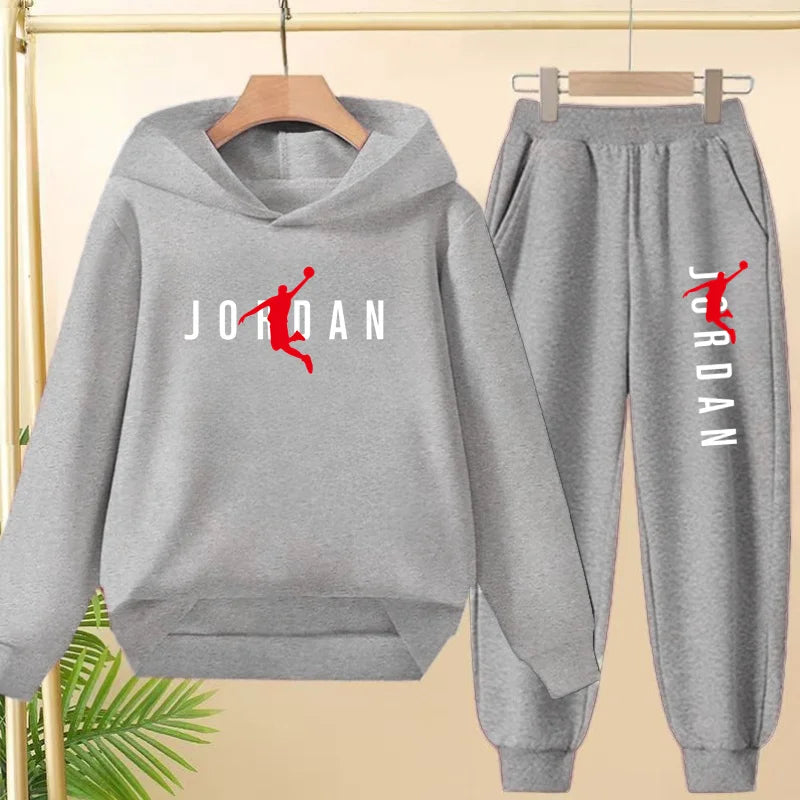 The Children's Sweatshirt L Basketball Set Is Suitable for Boys and Girls Aged 3 to 12featuring a Pullovers,hoodies and Trousers