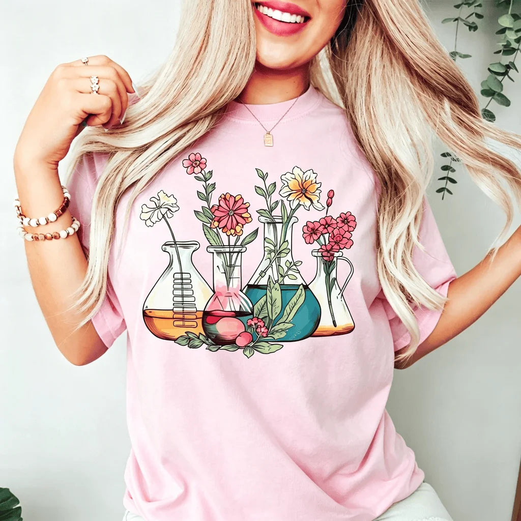 Women Vintage Oversize Cotton Round Neck Shirt Laboratory Shirt Floral Beakers Chemistry Lab Scientist Gift Biology Teacher Tee