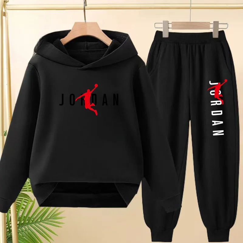 The Children's Sweatshirt L Basketball Set Is Suitable for Boys and Girls Aged 3 to 12featuring a Pullovers,hoodies and Trousers